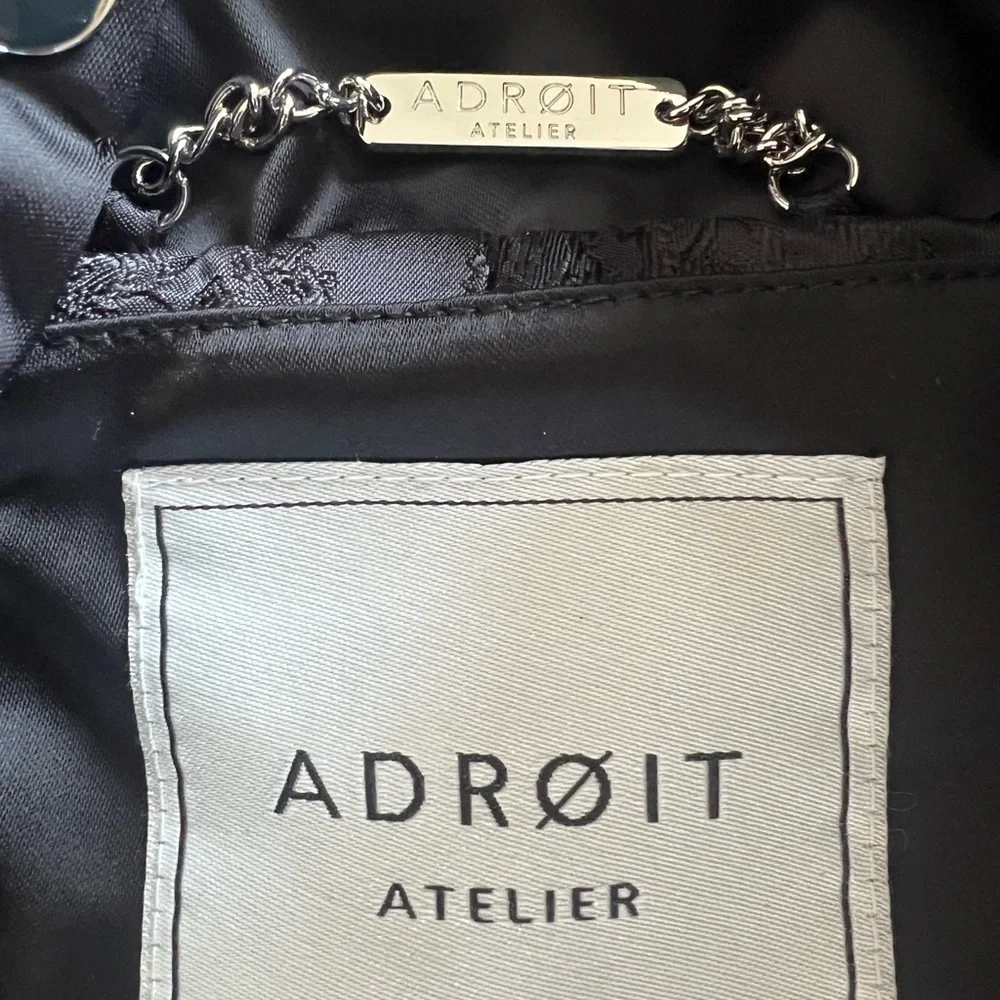 Adroit Atelier Black Quilted Women's Down Jacket - Picture 7 of 8